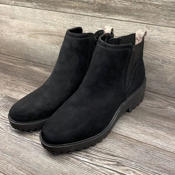 Women's Taci Pull-On Ankle Boots - Universal Thread - Picture 6 of 10